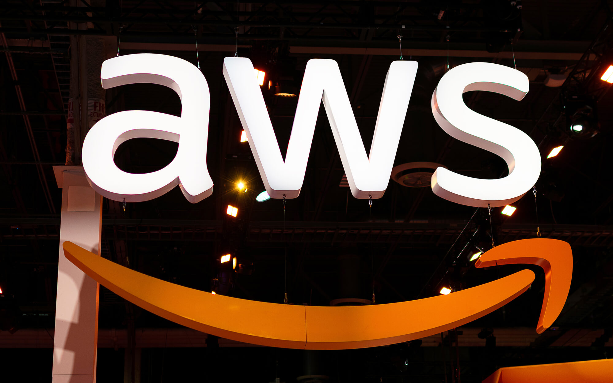 The Evolution of AWS: From a Simple Storage Service to a Cloud Computing Giant